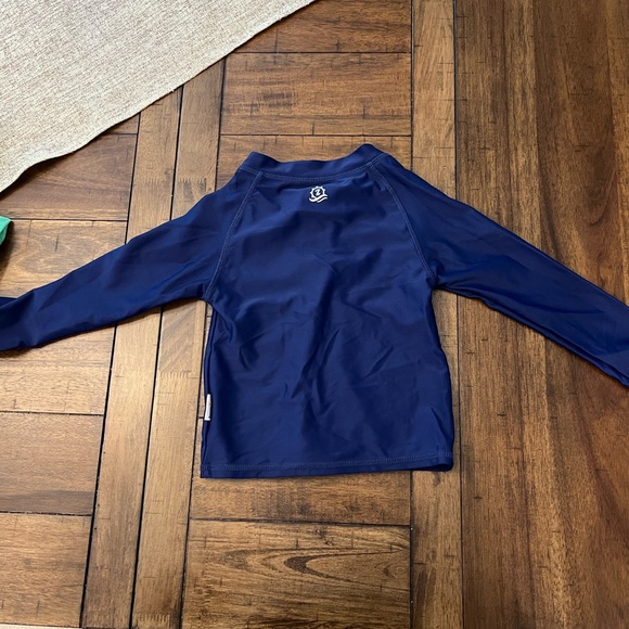 SwimZip Rash Guard - Picture 2 of 4
